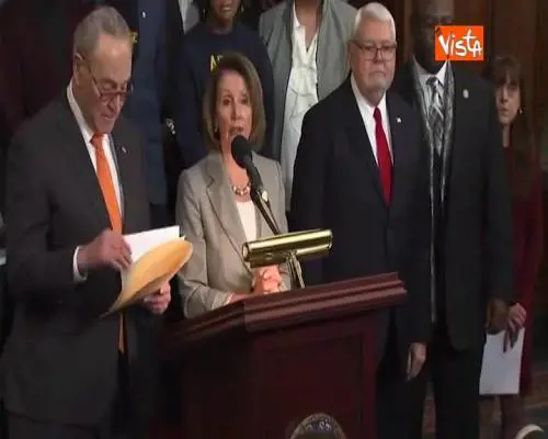Nancy Pelosi: “Trump tiene in ostaggio Americani con shutdown per muro inutile e dispendioso”