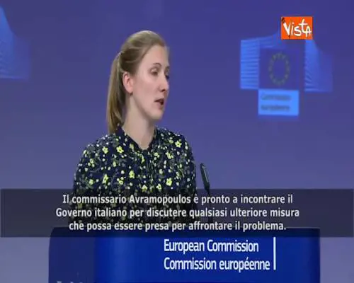 Migranti, Commissione Ue pronta a incontrare Italia sui ricollocamenti SOTTOTITOLI
