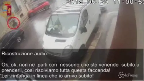 Finto avvocato raggirava anziane: nel video il truffatore in azione
