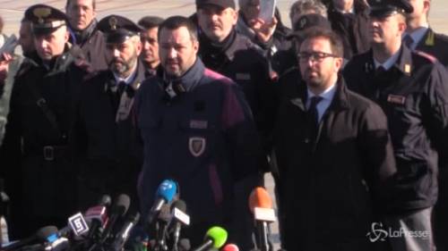 Battisti: Salvini, "Infame, finirà dove merita"