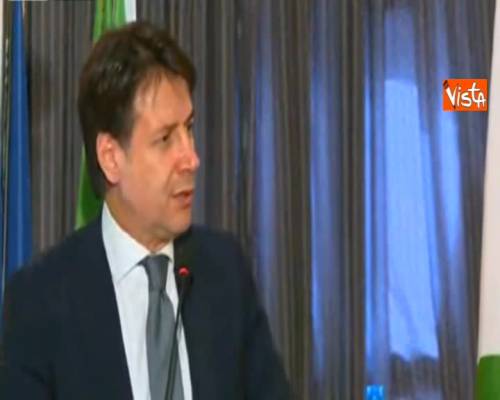 Conte: “Italia dà contributo per formare forze armate nigerine a favore della sicurezza”