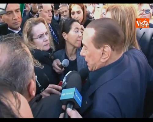 Berlusconi: ”L'alleanza giallo-verde è innaturale, non credo resterà in piedi”