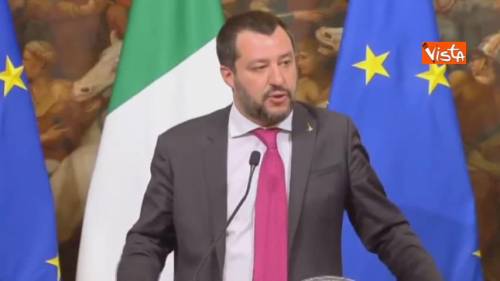 Manovra, Salvini: "Subito 30.000 euro cash liquidazione statali"