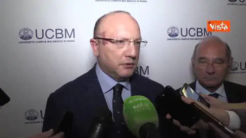 Francia, Boccia: “Abbassare i toni è nell’interesse dell’Italia”