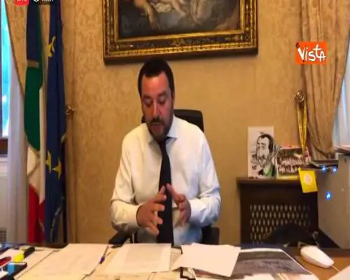 Diciotti, Salvini: “Rischio da 3 a 15 anni per sequestro persona aggravato, non è uno scherzo”