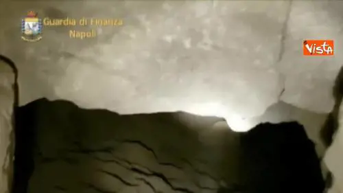 Scoperta dalla GdF una serra di marijuana nella grotta dello Scalandrone nel napoletano