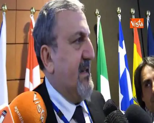 Xylella, Emiliano: “Ue disponga risorse per lenire danni o avvieremo causa di risarcimento”