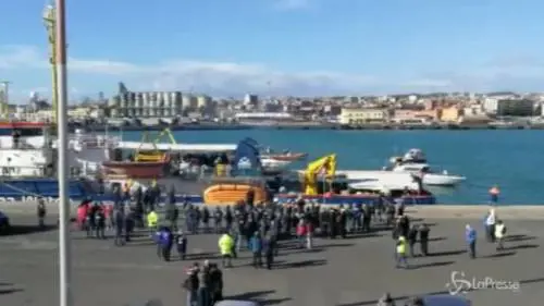 Sea Watch, la nave attraccata al porto di Catania