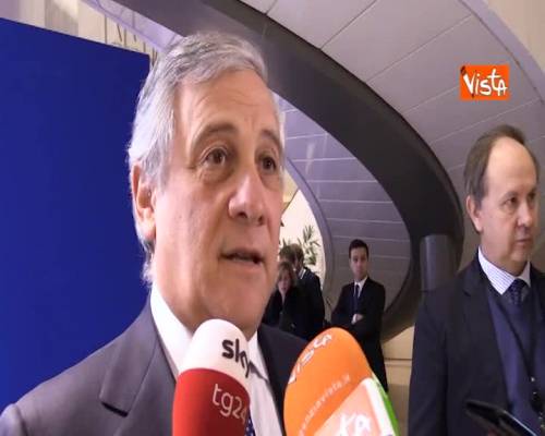Venezuela, Tajani: “Parlamento UE prima istituzione comunitaria a riconoscere Guaido presidente”