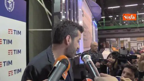 Daniele Silvestri dopo la seconda serata a Sanremo: “È una canzone anomala per il Festival”