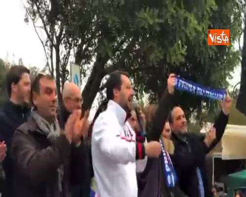Migranti, Salvini: “Se c’e qualcuno che pensa sia giusto aprire i porti, prendeteveli a casa vostra”