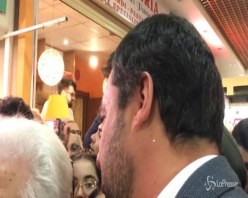 "Signor Giuseppe? Sono Matteo Salvini", il leader leghista chiama il marito di una fan