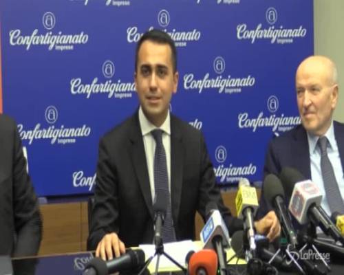 Di Maio: "Ribadisco fiducia in Tria, siamo una squadra"