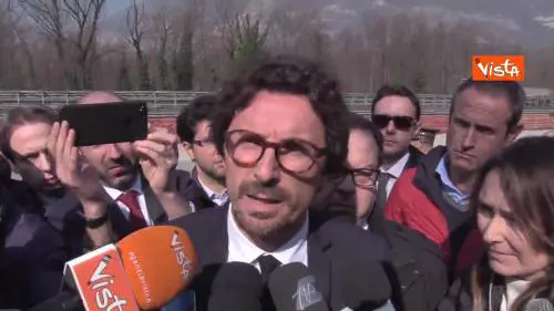 Tav, Toninelli: “I soldi servono per la manutenzione non per un buco nella montagna”