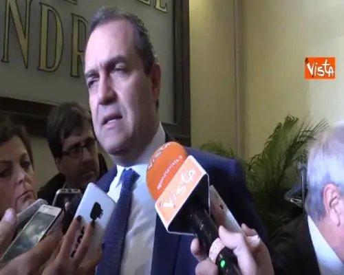 Primarie Pd, de Magistris: “Auspico un segretario aperto al dialogo”