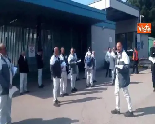 Scioperano gli operai del reparto stampaggio dell’FCA di Pomigliano