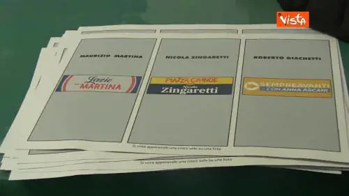 Primarie PD, alta affluenza e code ai seggi per votare 