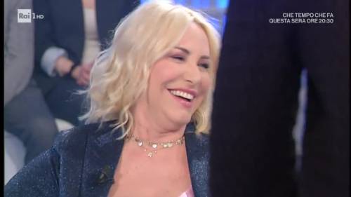 Domenica In, lezioni di difesa personale