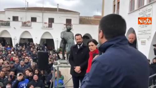 Elezioni Basilicata, Salvini scherza: “Sarò con voi tutta la settimana ma domenica c’è il derby”