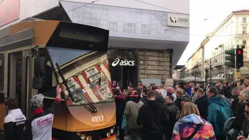 Tifosi dell'Eintracht invadono Milano