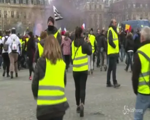 Gilet Gialli, per le strade di Parigi il 18esimo sabato di proteste