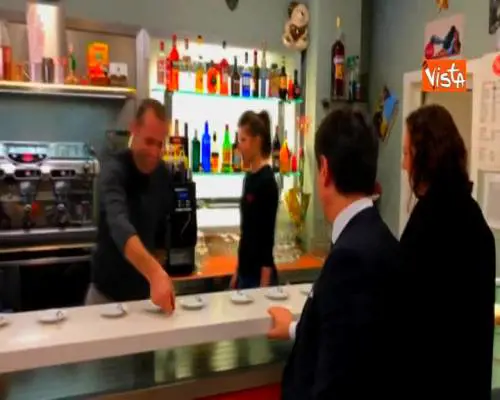 Il caffè di Conte, la torta di Salvini, pasta e patate di Fico. Ecco il menù Camera con Vista su La7