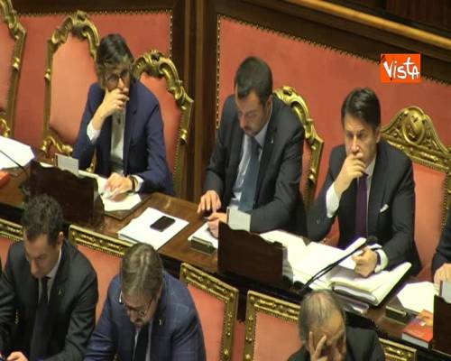 Diciotti, Conte in Aula Senato accanto a Salvini