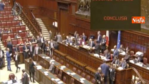 Dl reddito-pensioni, Camera approva fiducia con 323 voti favorevoli