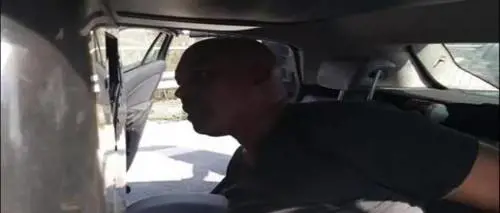 La telefonata tra Sy e i carabinieri: "Qui è pieno di gasolio, andate via"