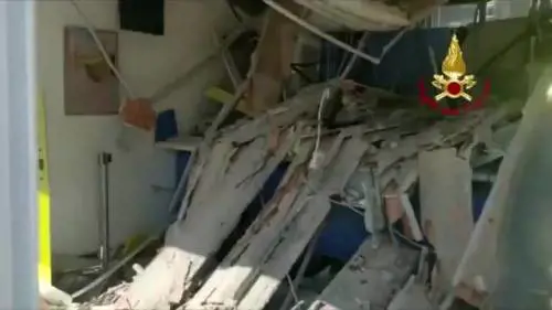 Vicenza, crolla controsoffitto all'ufficio postale