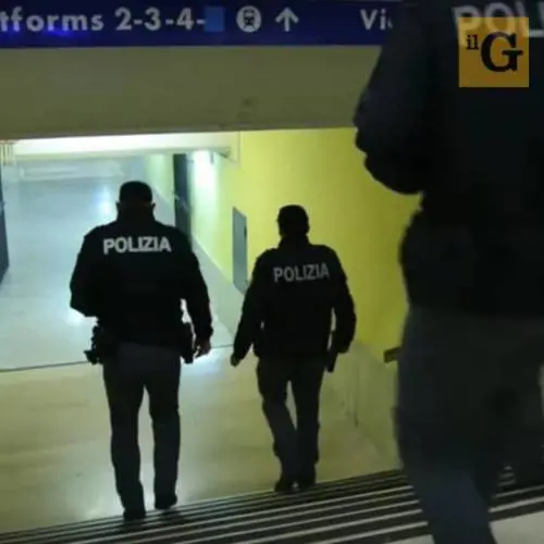 Perugia, rissa tra pusher stranieri: ferito a terra un nigeriano