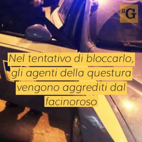 Novara, marocchino ubriaco danneggia auto in sosta: arrestato