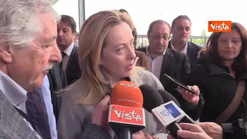 Meloni: “Se spesa in deficit la facciamo per r. cittadinanza, difficile capire posizione italiana”
