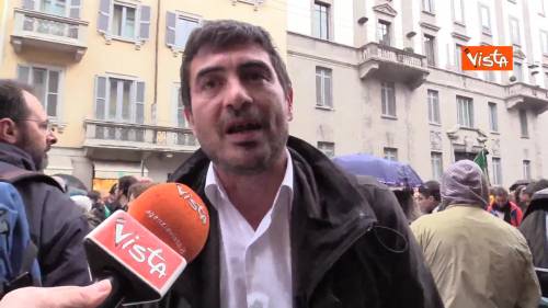25 Aprile, Fratoianni (Sinistra Italiana) in corteo: “Oggi è un giorno divisivo solo per i fascisti”