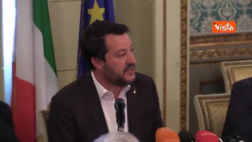 Cannabis shop, Salvini: “Intensificheremo i controlli uno su due si rivelano centri dello spaccio”