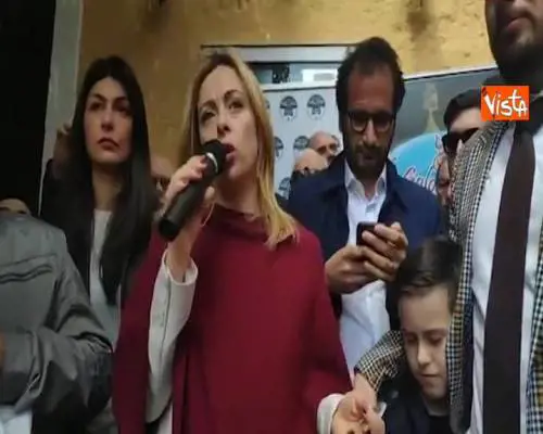 Governo, Meloni: “Non sta funzionando, noi la risposta giusta agli errori del M5s”
