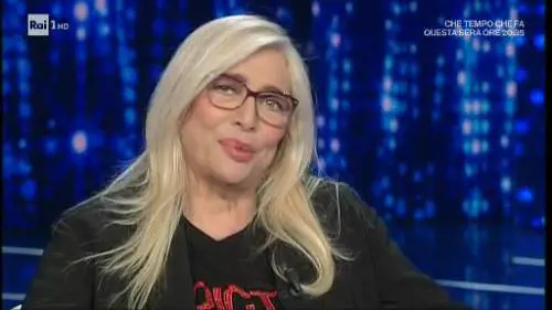 Sabrina Salerno a Domenica In ricorda il festival di Sanremo e il figlio Luca 