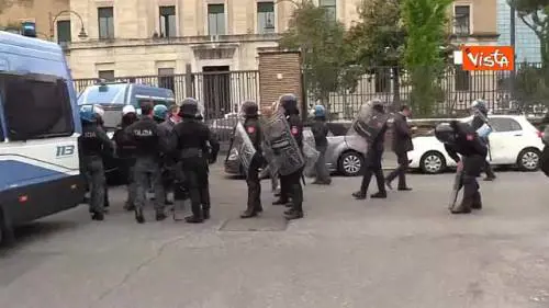 Tensioni a La Sapienza per l'arrivo di Mimmo Lucano