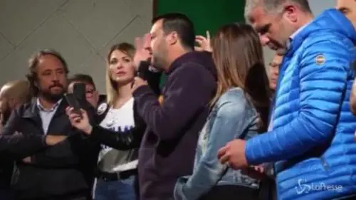 Salvini: "Mi piacerebbe che chi governa con me non mi attacchi"
