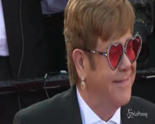 Il red carpet rock di Elton John