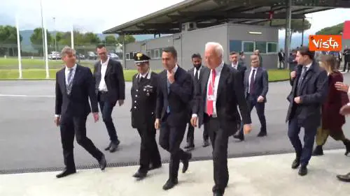Di Maio visita lo stabilimento Piaggio Aerospace di Albenga