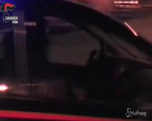 Uccide padre violento, pm valuta legittima difesa