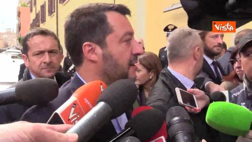  Sea Watch, Salvini: “Ho visto che il comandante è indagato, meglio tardi che mai” 