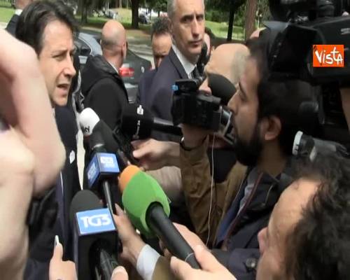 Governo, Conte: "Salvini e Di Maio continueranno a litigare? Lo escludo. Non c'è nessuna crisi"