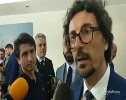 Sicurezza bis, Toninelli: "Criticità vanno verificate da Quirinale, non da M5S"