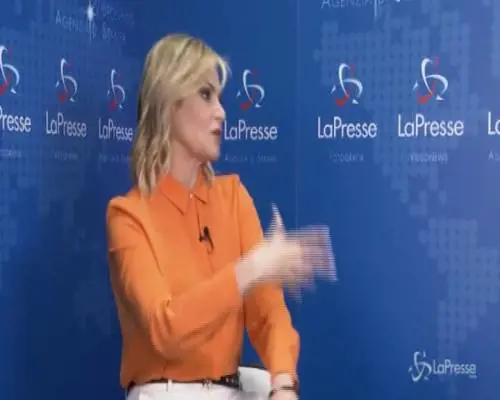 Simona Ventura: "Bello tornare in Rai, ma non starò per sempre davanti alla telecamera"