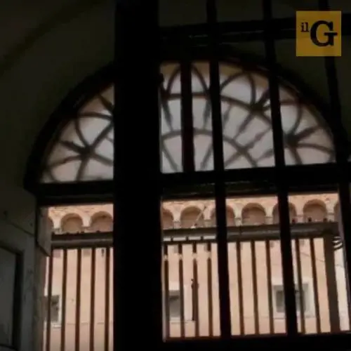 Ostia, neonato resta ferito nella lite fra genitori: padre arrestato