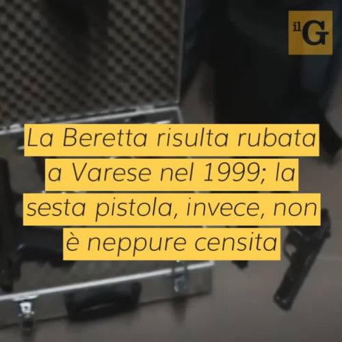 Milano, droga, pistole e kalashnikov in casa: presi 51enne e compagna