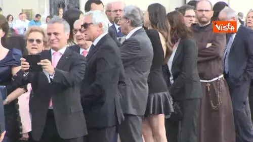 Salvini e Di Maio al Quirinale con le rispettive consorti