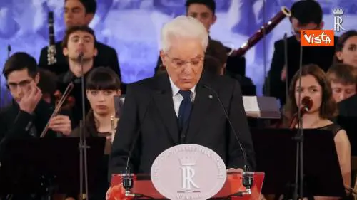 Mattarella: "Democrazia incompatibile con chi cerca sempre nemici"